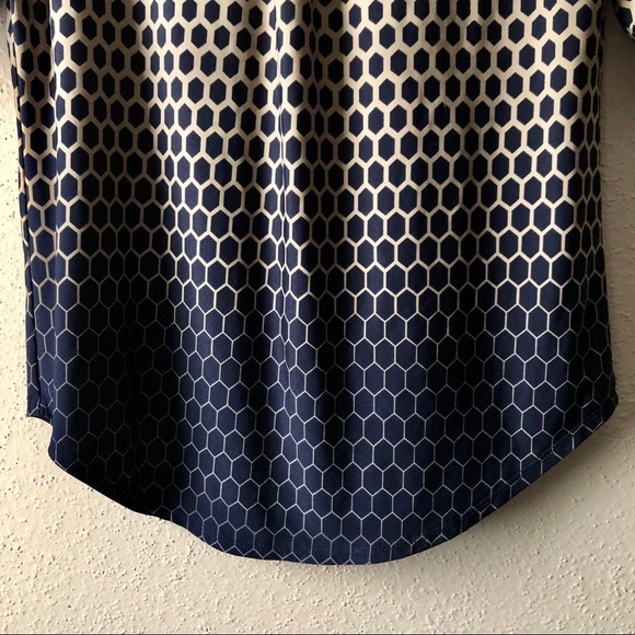 Small/Medium Contemporary Blouse - Picture 5 of 7
